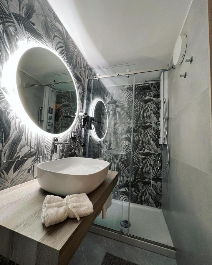 Nobilehouse Apartment คาตาเนีย ภายนอก รูปภาพ