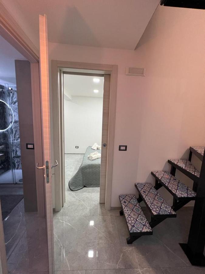 Nobilehouse Apartment คาตาเนีย ภายนอก รูปภาพ