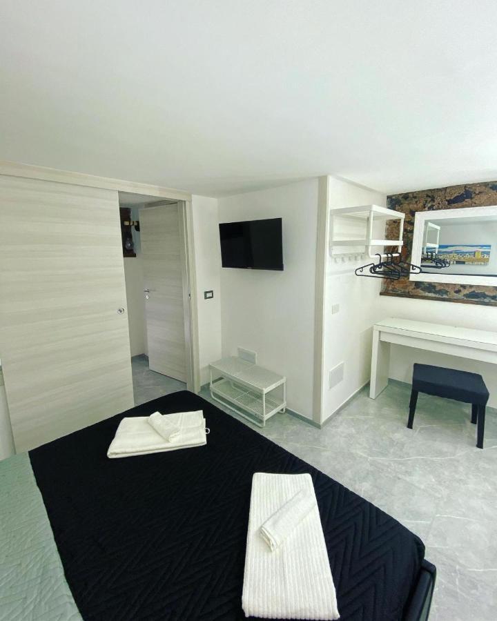 Nobilehouse Apartment คาตาเนีย ภายนอก รูปภาพ