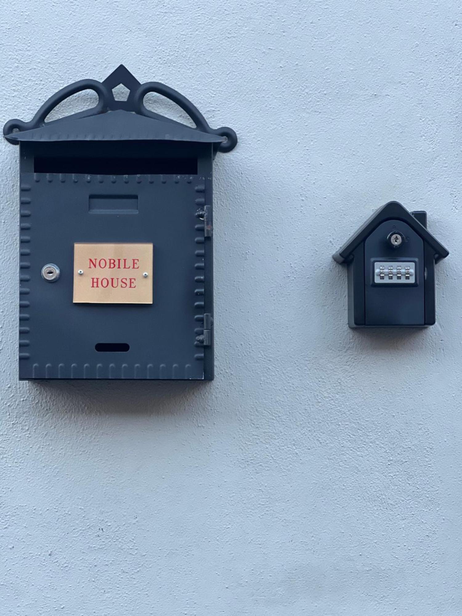 Nobilehouse Apartment คาตาเนีย ภายนอก รูปภาพ